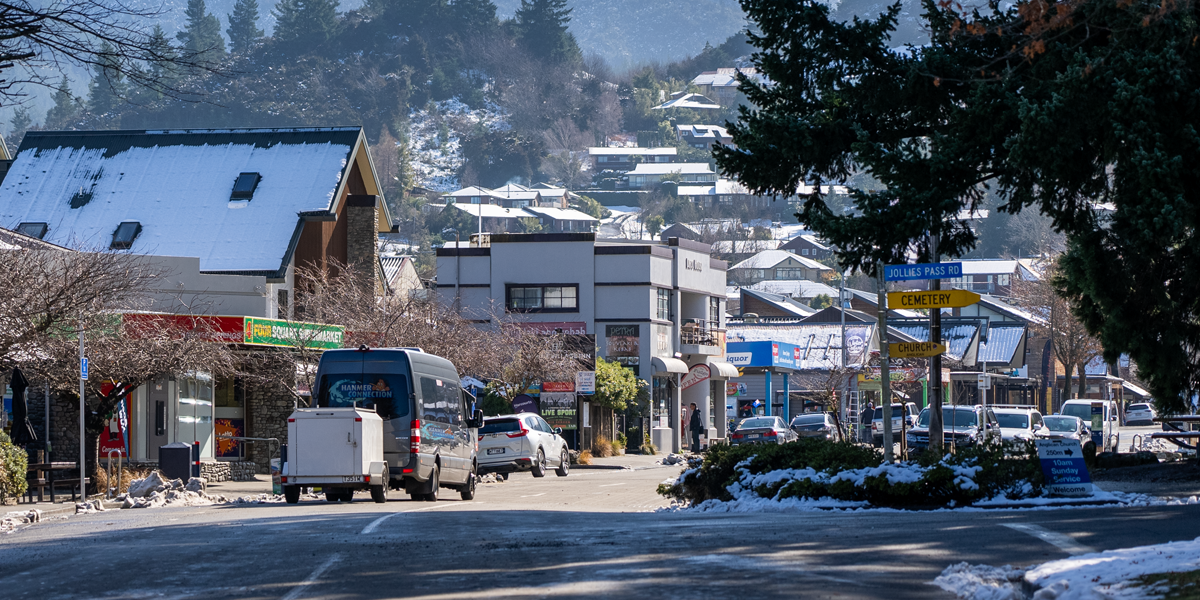 Hanmer Van Village WEB 1200 x 600